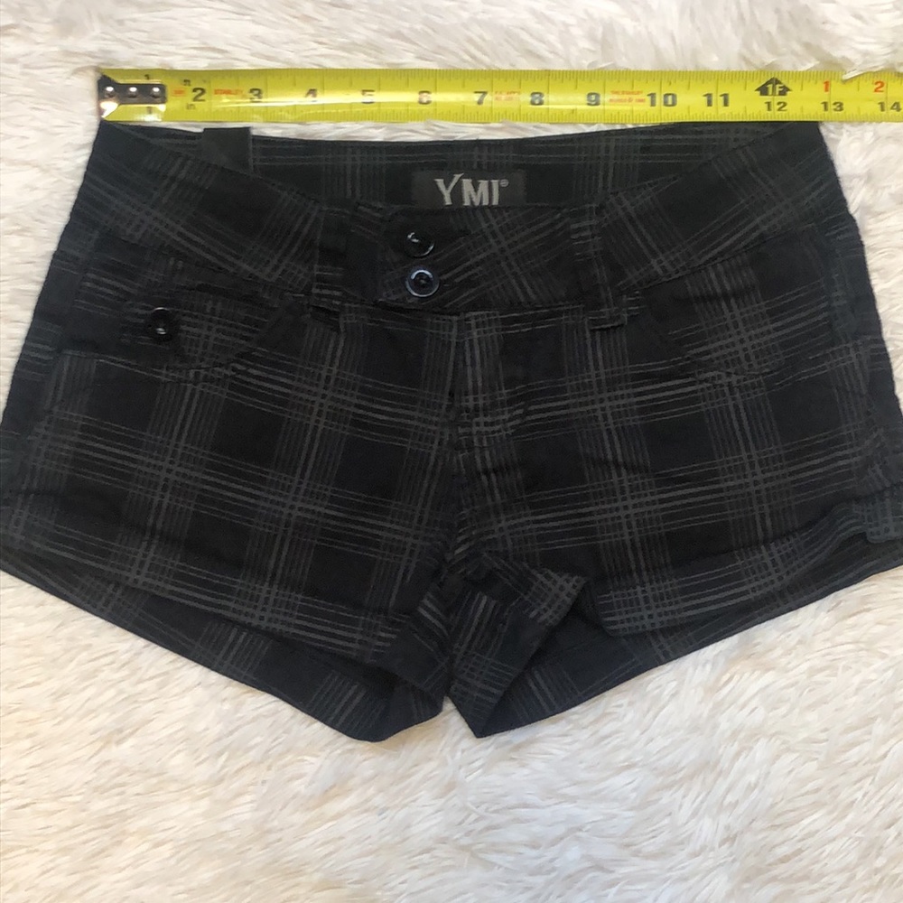 YMI shorts - Picture 6 of 9